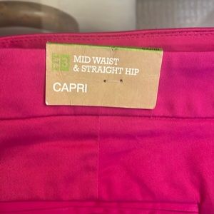 Fuschia pink capri new with tags